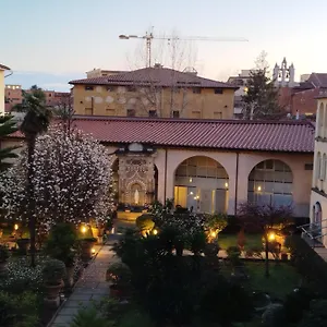Casa Per Ferie Religiosa Figlie Di Nazareth , Pisa Italien