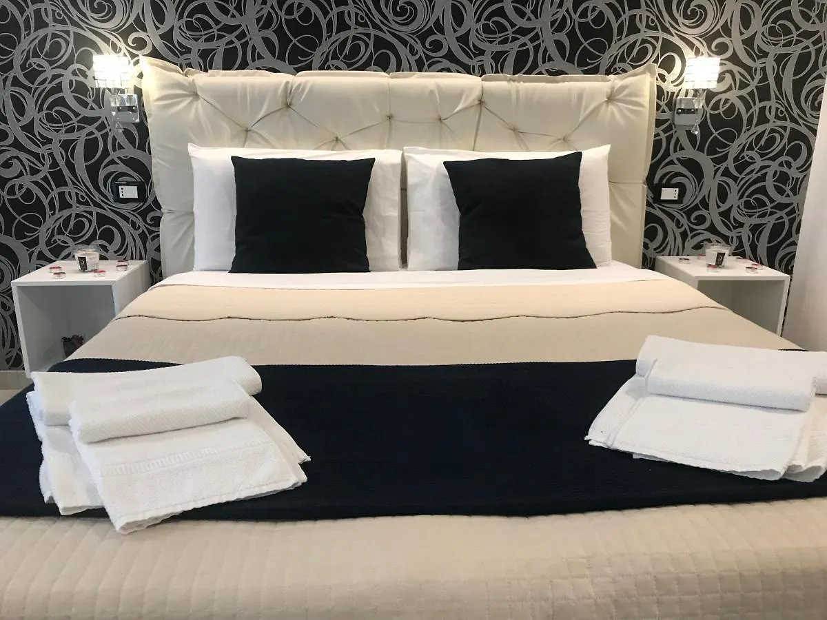 Alba Rooms La Spezia 0*,